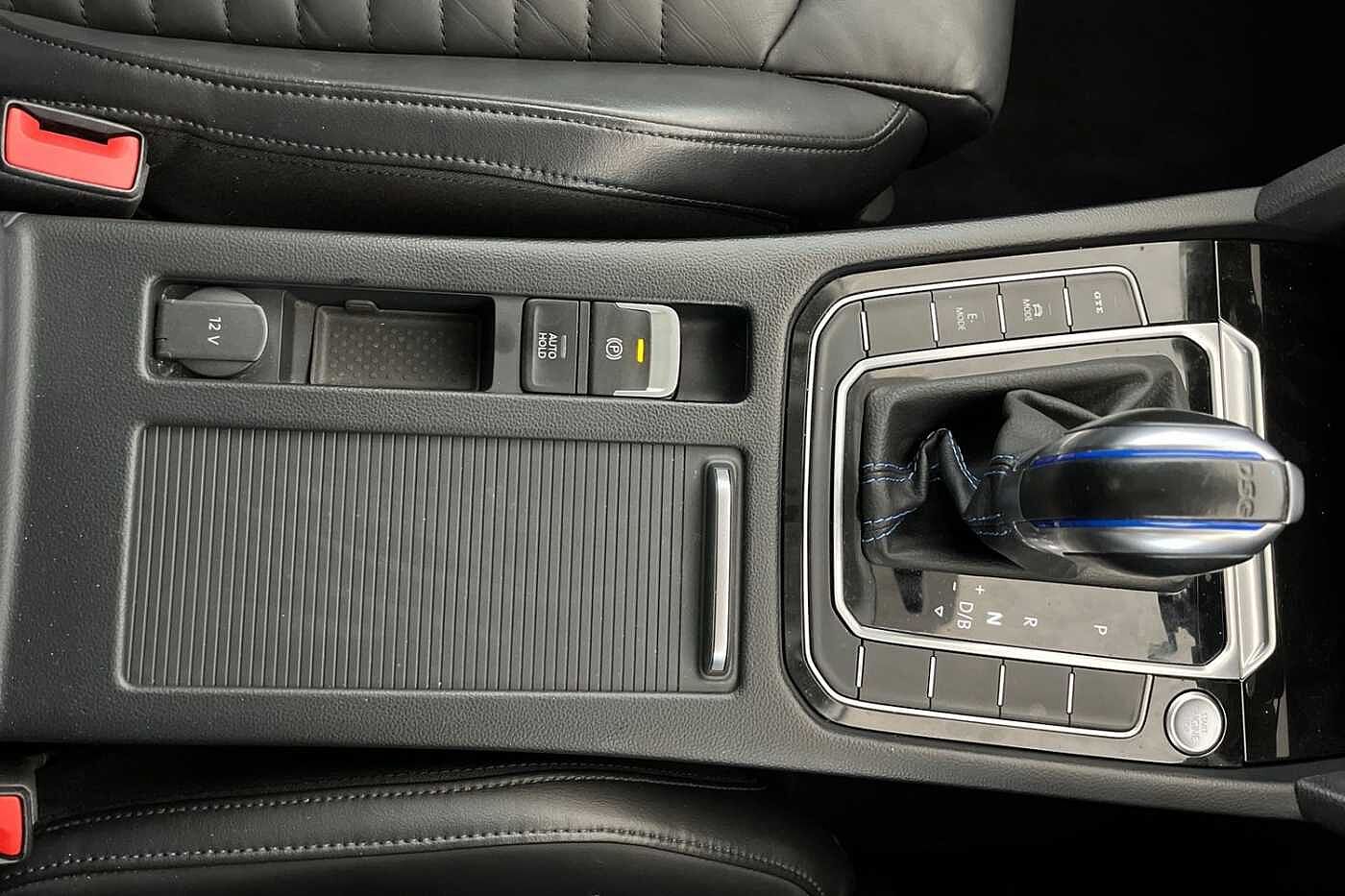 Volkswagen Passat 1.4 TSI GTE Saloon 4dr Petrol Plug-in Hybrid DSG Euro 6 (s/s) (218 ps)