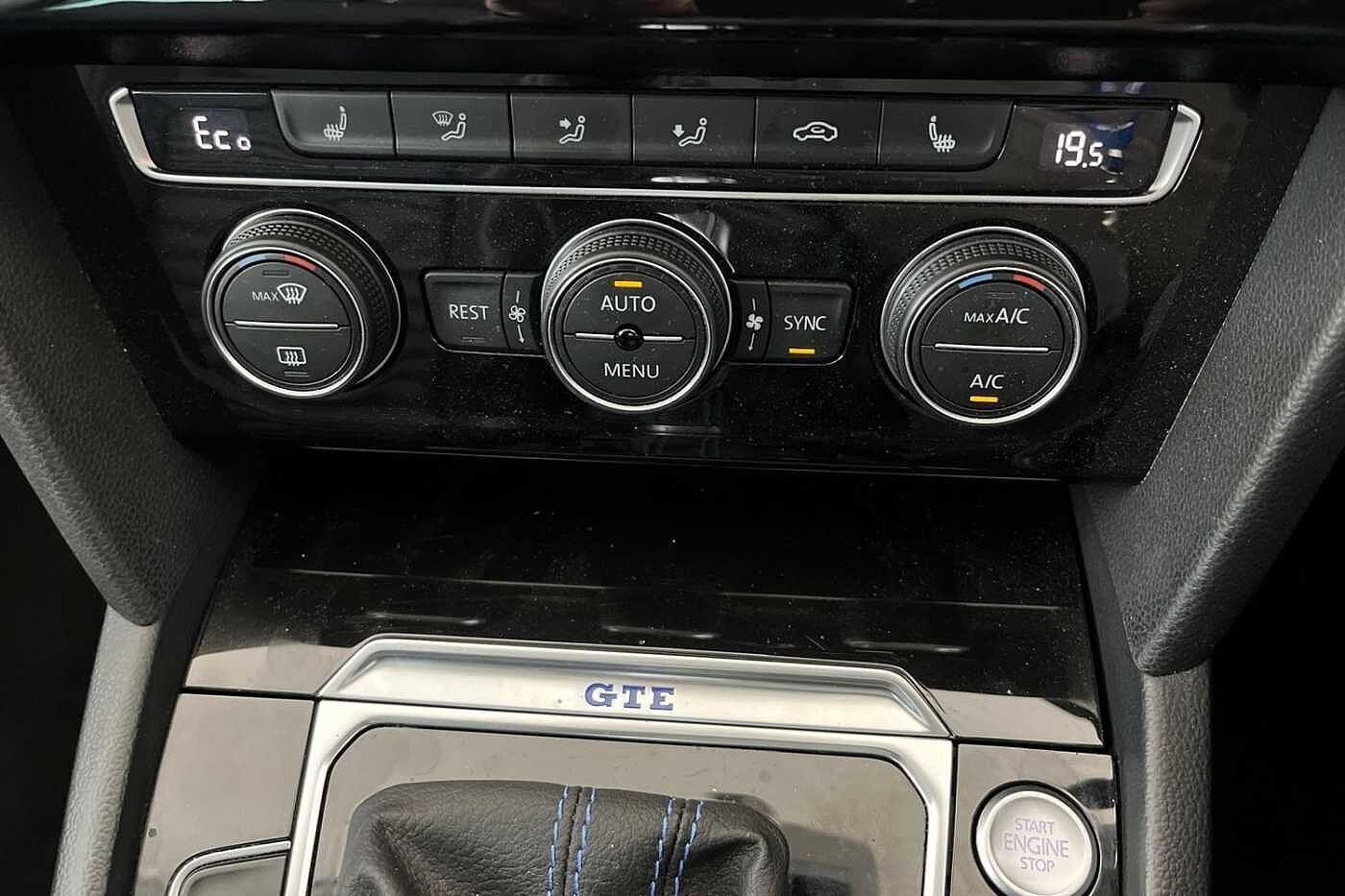 Volkswagen Passat 1.4 TSI GTE Saloon 4dr Petrol Plug-in Hybrid DSG Euro 6 (s/s) (218 ps)