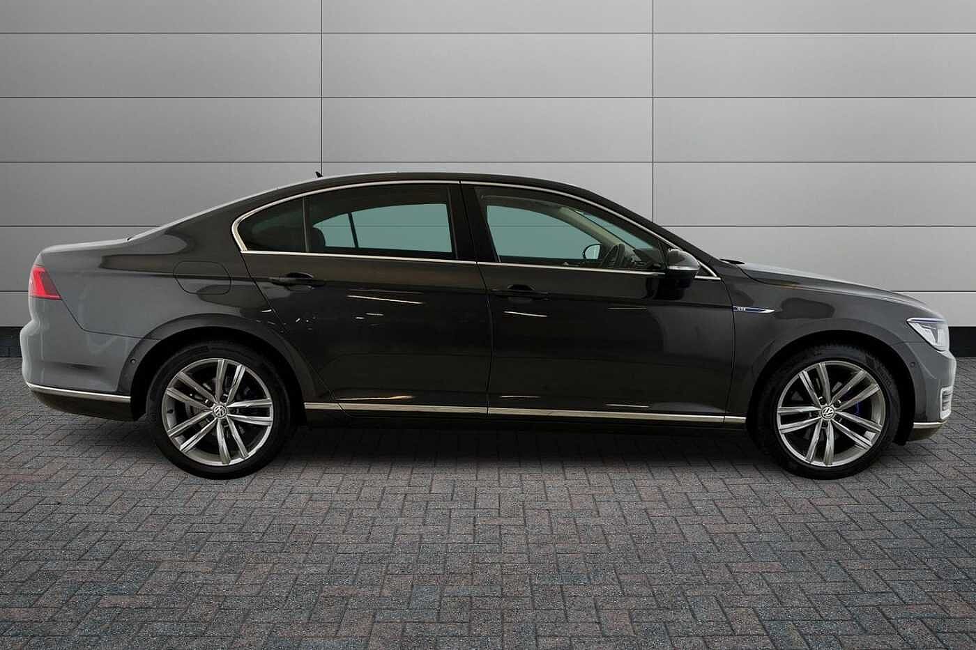 Volkswagen Passat 1.4 TSI GTE Saloon 4dr Petrol Plug-in Hybrid DSG Euro 6 (s/s) (218 ps)
